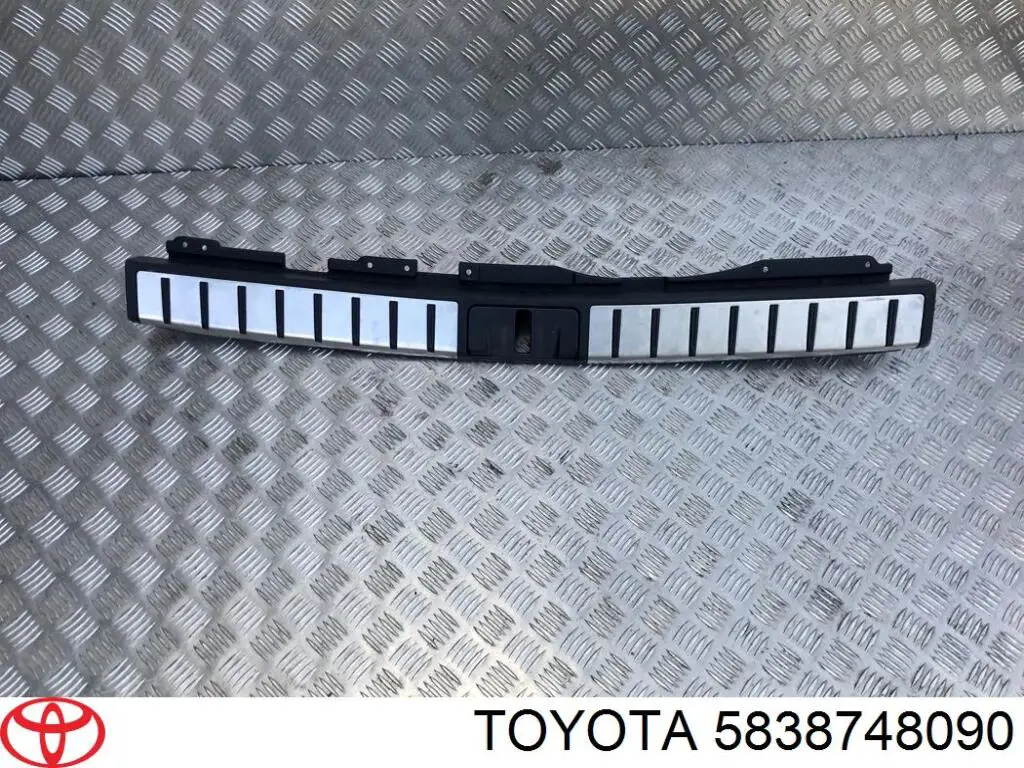  5838748090 Toyota