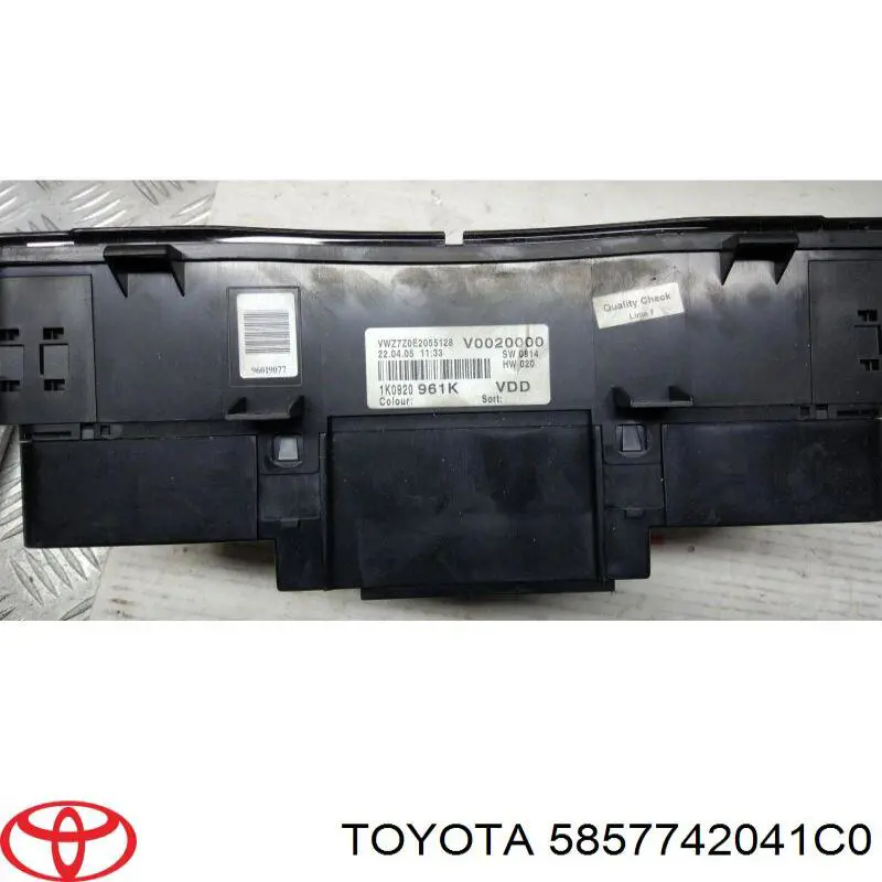  Toyota 5857742041C0 цена, от  USD