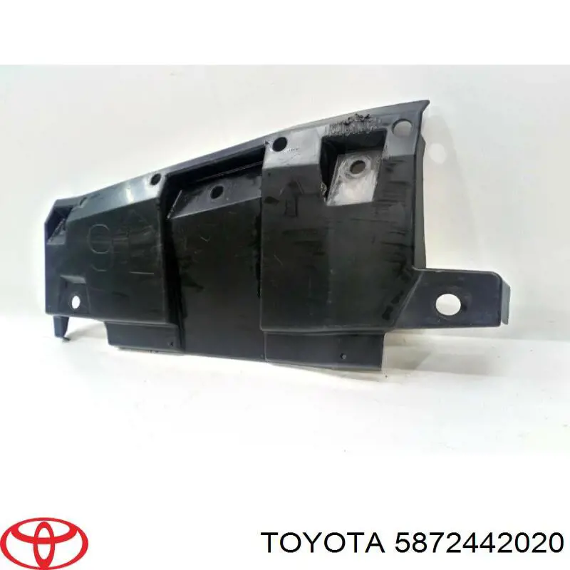 Защита бампера заднего Toyota 5872442020