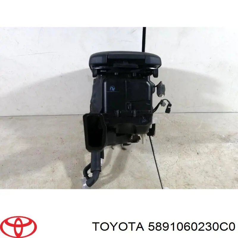 5891060230C0 Toyota 