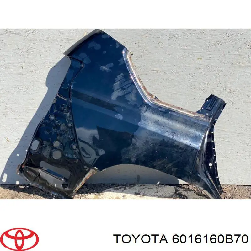 6016160B70 Toyota pára-lama traseiro direito