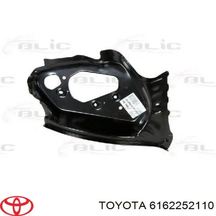 6162252110 Toyota суппорт (кронштейн крепления заднего фонаря левый)