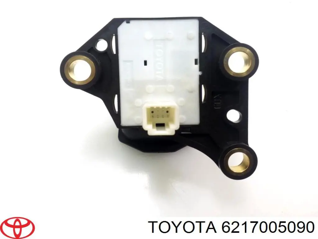 Шторка боковая правая Toyota 6217005090 цена, от 31.74 USD