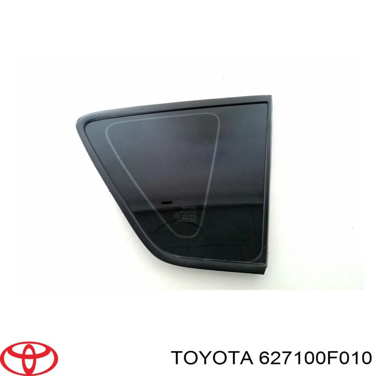 627100F010 Toyota стекло кузова (багажного отсека правое)