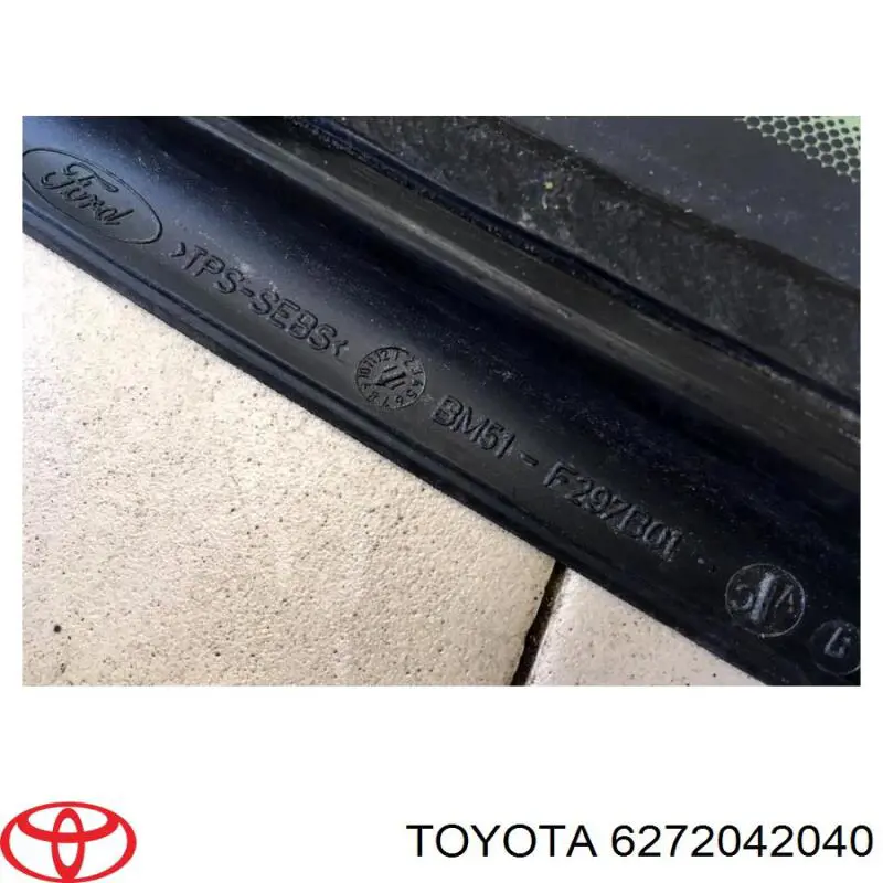 Стекло кузова (багажного отсека) левое 6272042040 Toyota