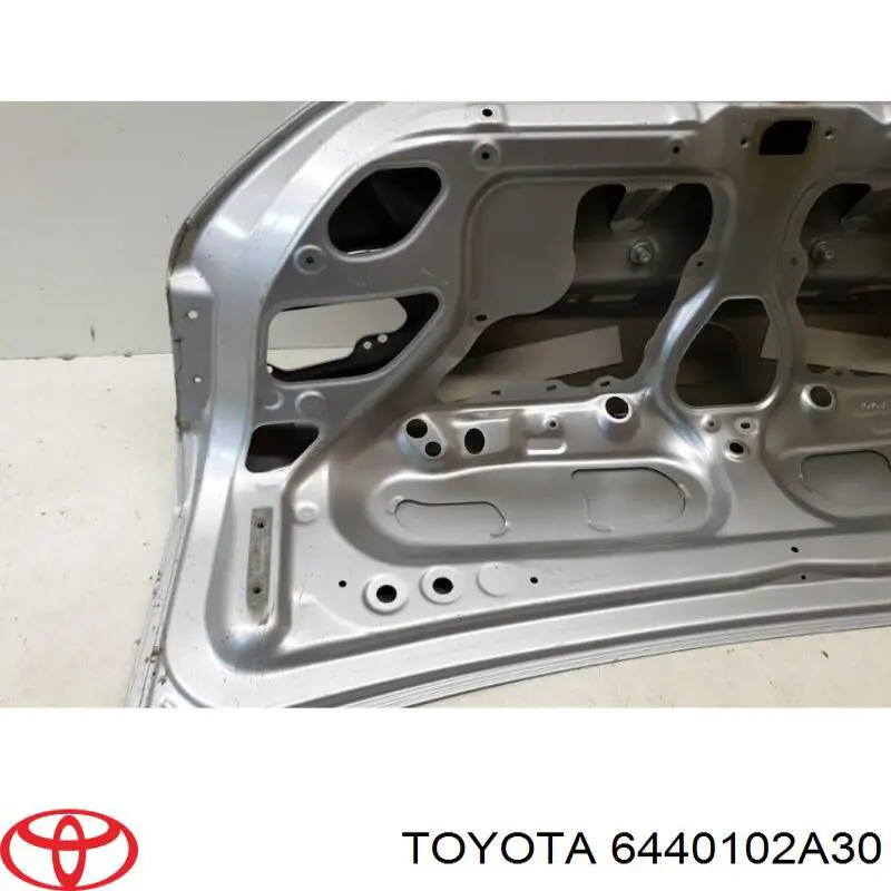  Tampa de porta-malas Toyota Corolla sedan (E18) (2013 - 2026) 