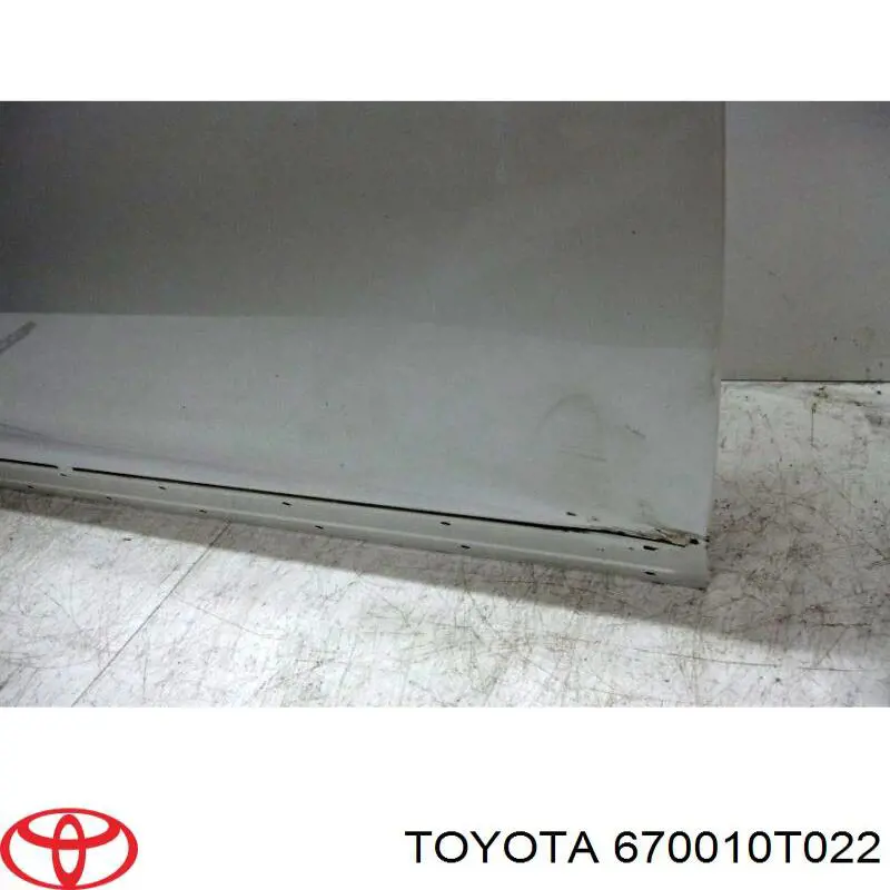 Дверь передняя правая 670010T022 Toyota