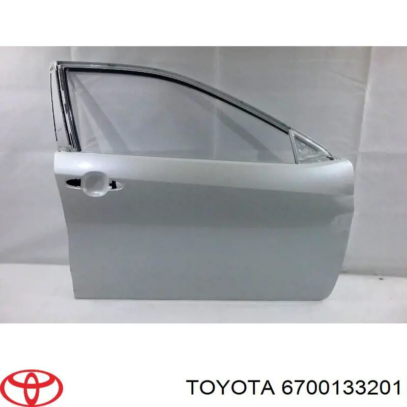 Передняя правая дверь Тойота Камри V50 (Toyota Camry)