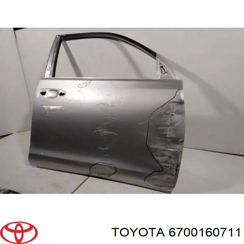 Дверь передняя правая 6700160711 Toyota