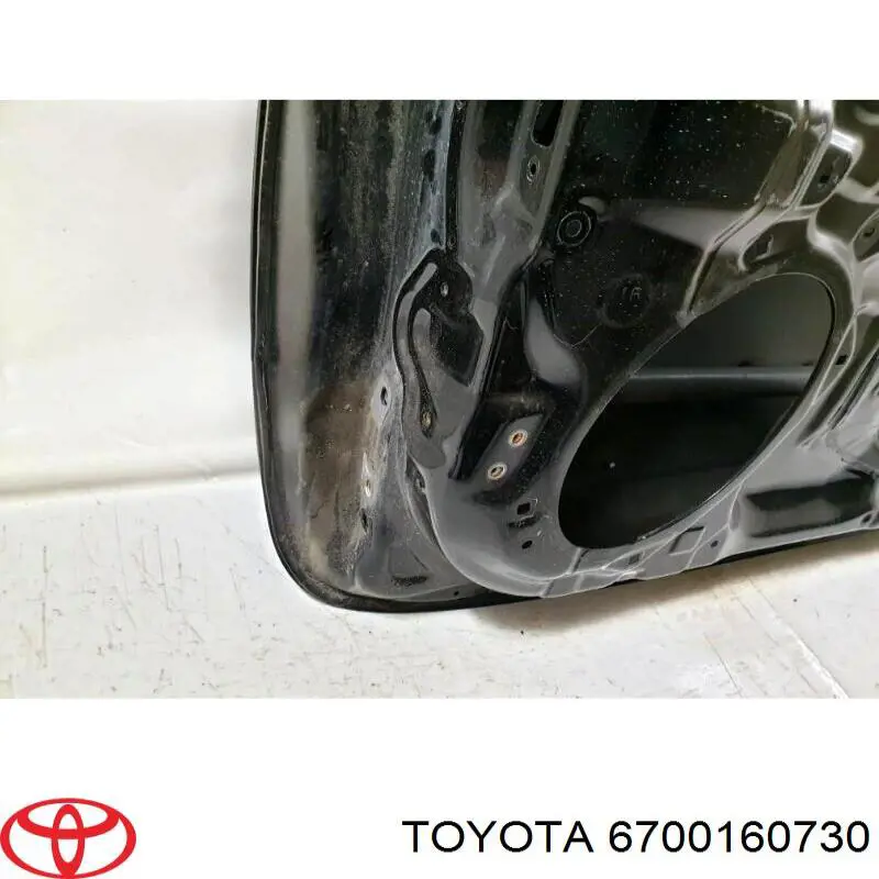 Дверь передняя правая 6700160730 Toyota