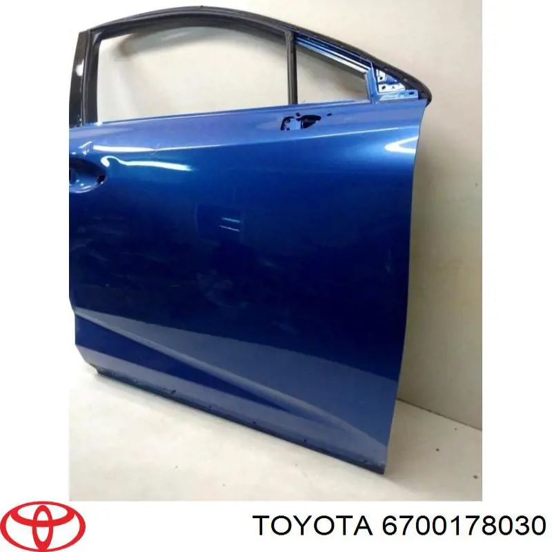 Дверь передняя правая Toyota 6700178030