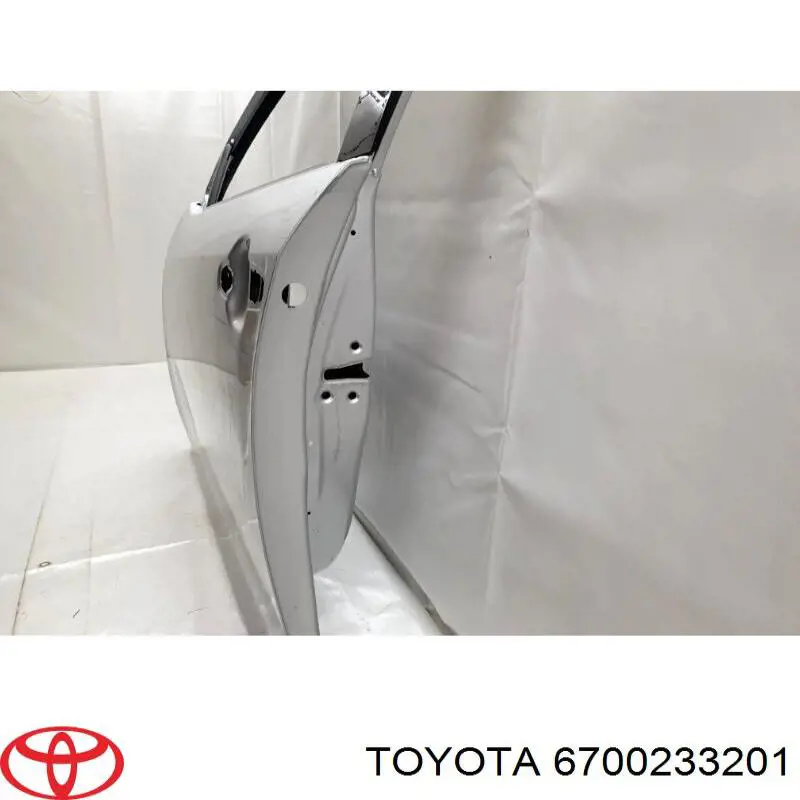 Porta dianteira esquerda Toyota Camry VII V50