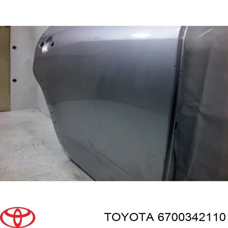 Дверь задняя правая 6700342111 Toyota