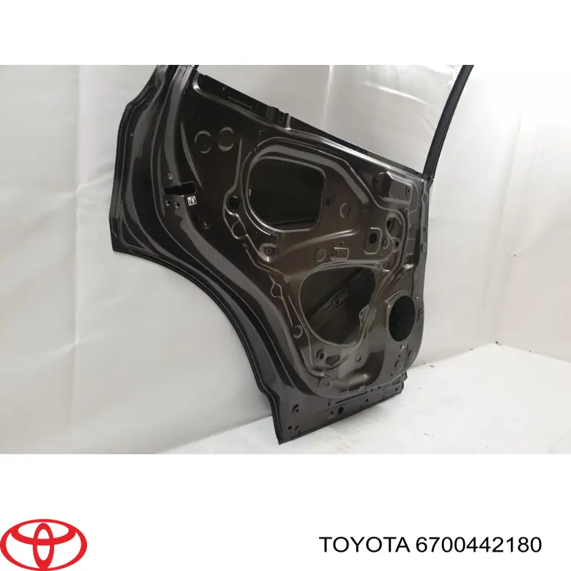 Дверь задняя левая 6700442180 Toyota