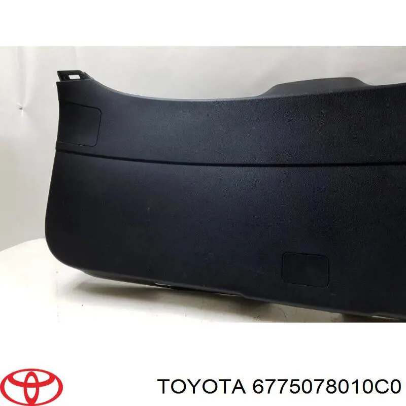 Купить 6775078010C0 Toyota Обшивка (облицовка) крышки багажника (двери 3/5-й задней)