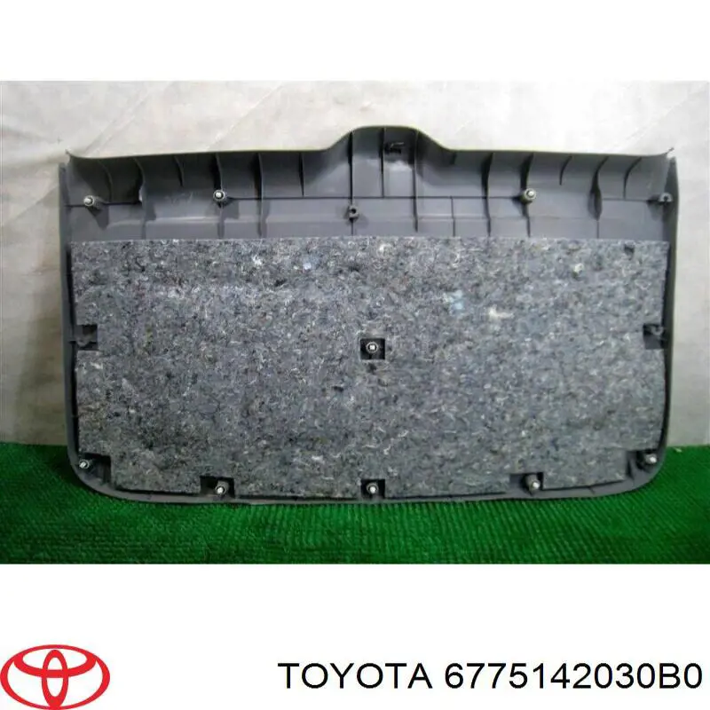  Toyota 6775142030B0 цена, от 12.67 USD