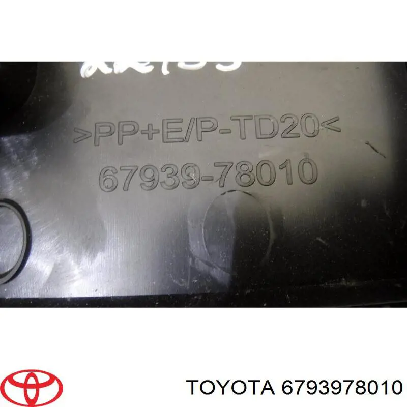 6793978010 Toyota 