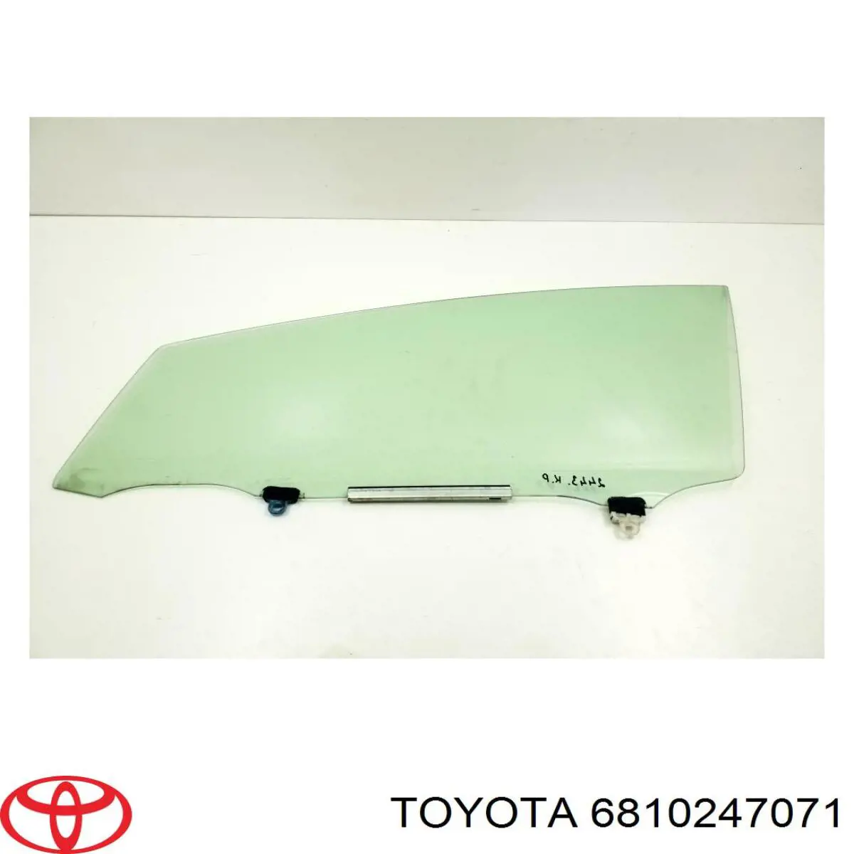 6810247072 Toyota Стекло двери передней левой