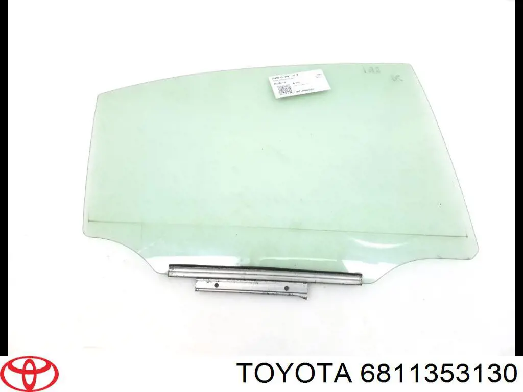 6811353130 Toyota vidro da porta traseira direita