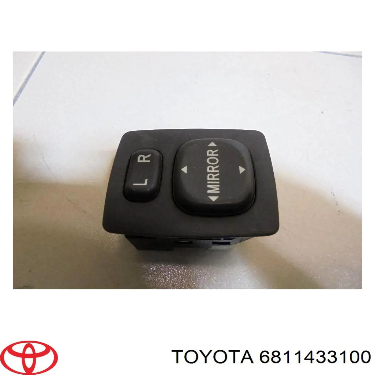 6811433100 Toyota