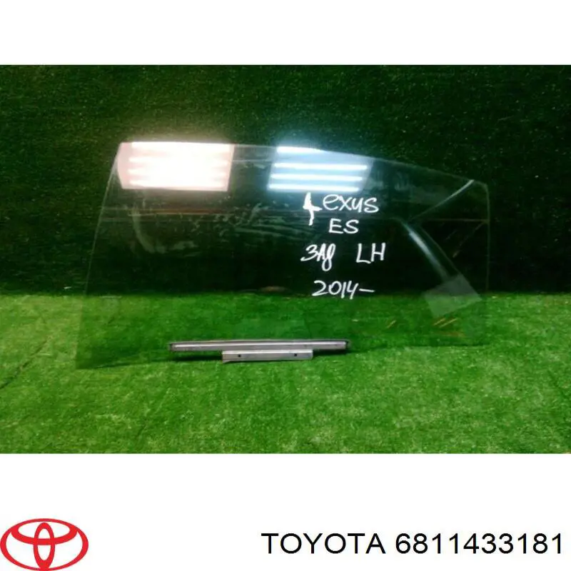 Стекло двери задней левой 6811433181 Toyota