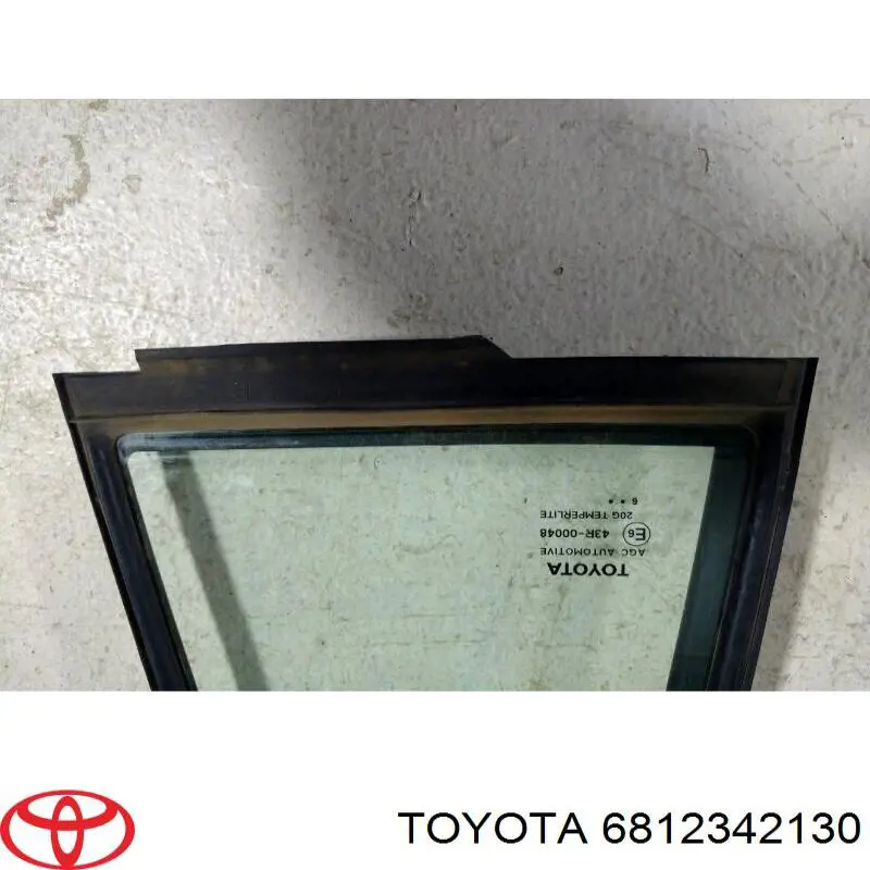 Задняя форточка правая Toyota 6812342130 цена, от 57.14 USD