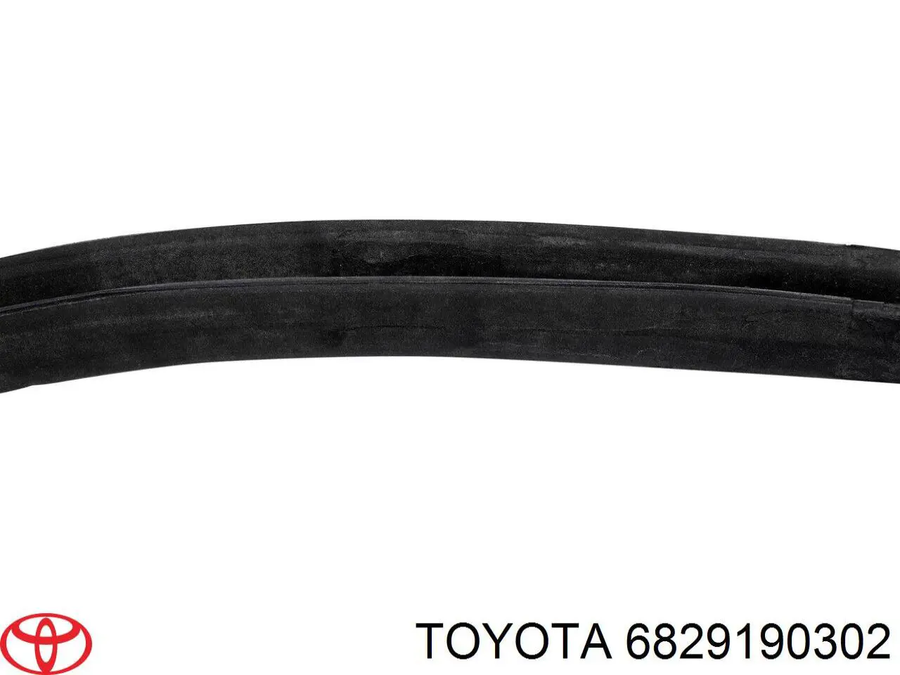 6829190302 Toyota 