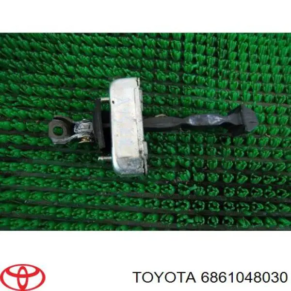 6861048030 Toyota limitador dianteiro direito de abertura de porta