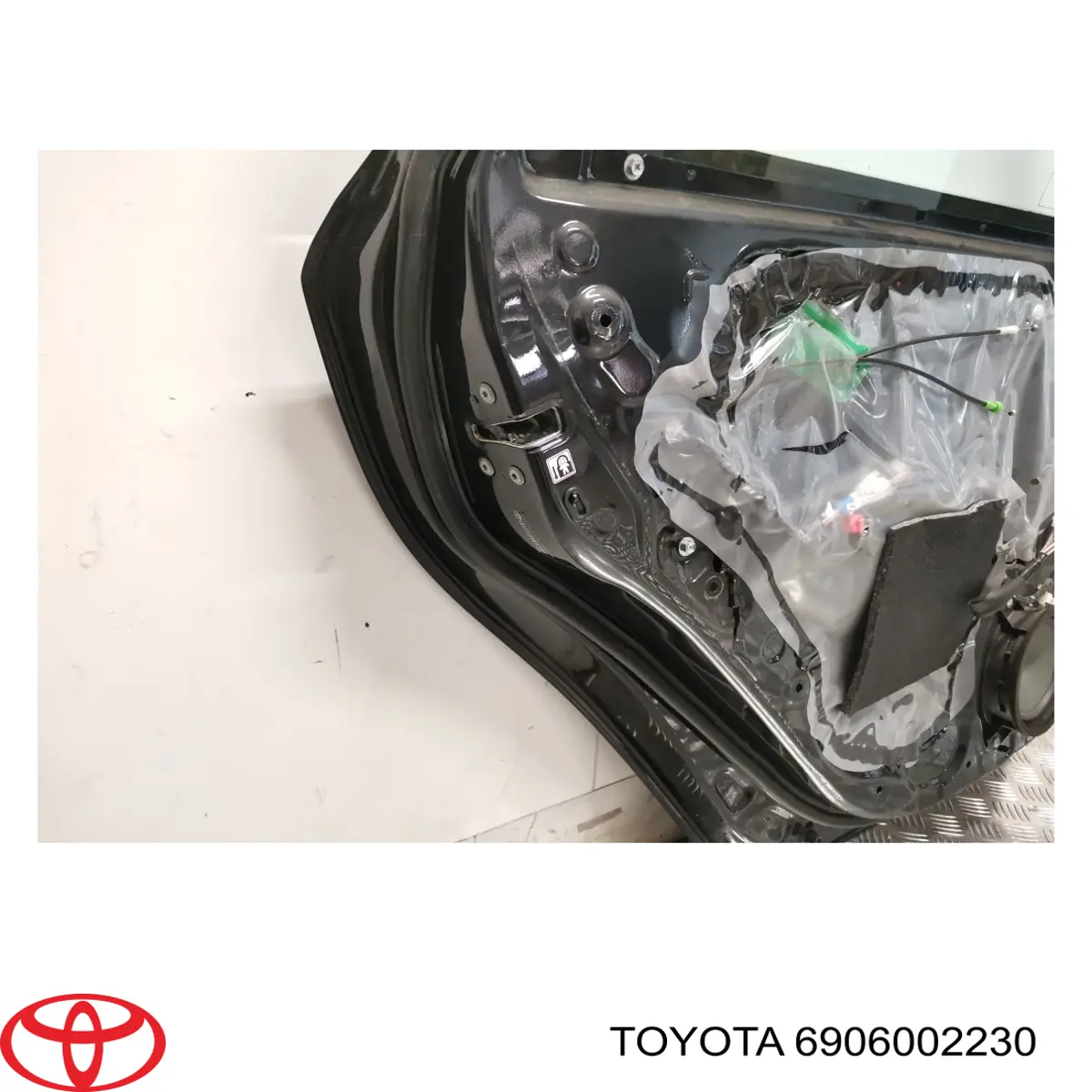Замок задней двери, левой Toyota Avensis III универсал (T27) (2008 - 2018) цена, от 12.67 USD