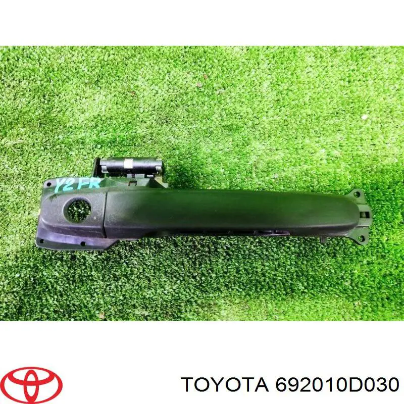  692010D030 Toyota