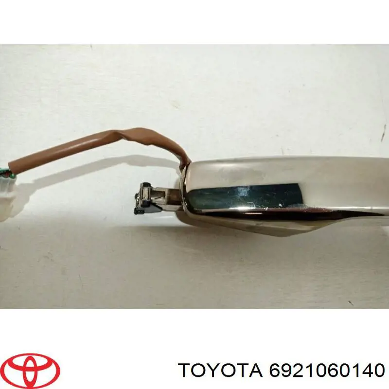 Ручка двери передней наружная правая Toyota 6921060140 цена, от 126.69 USD