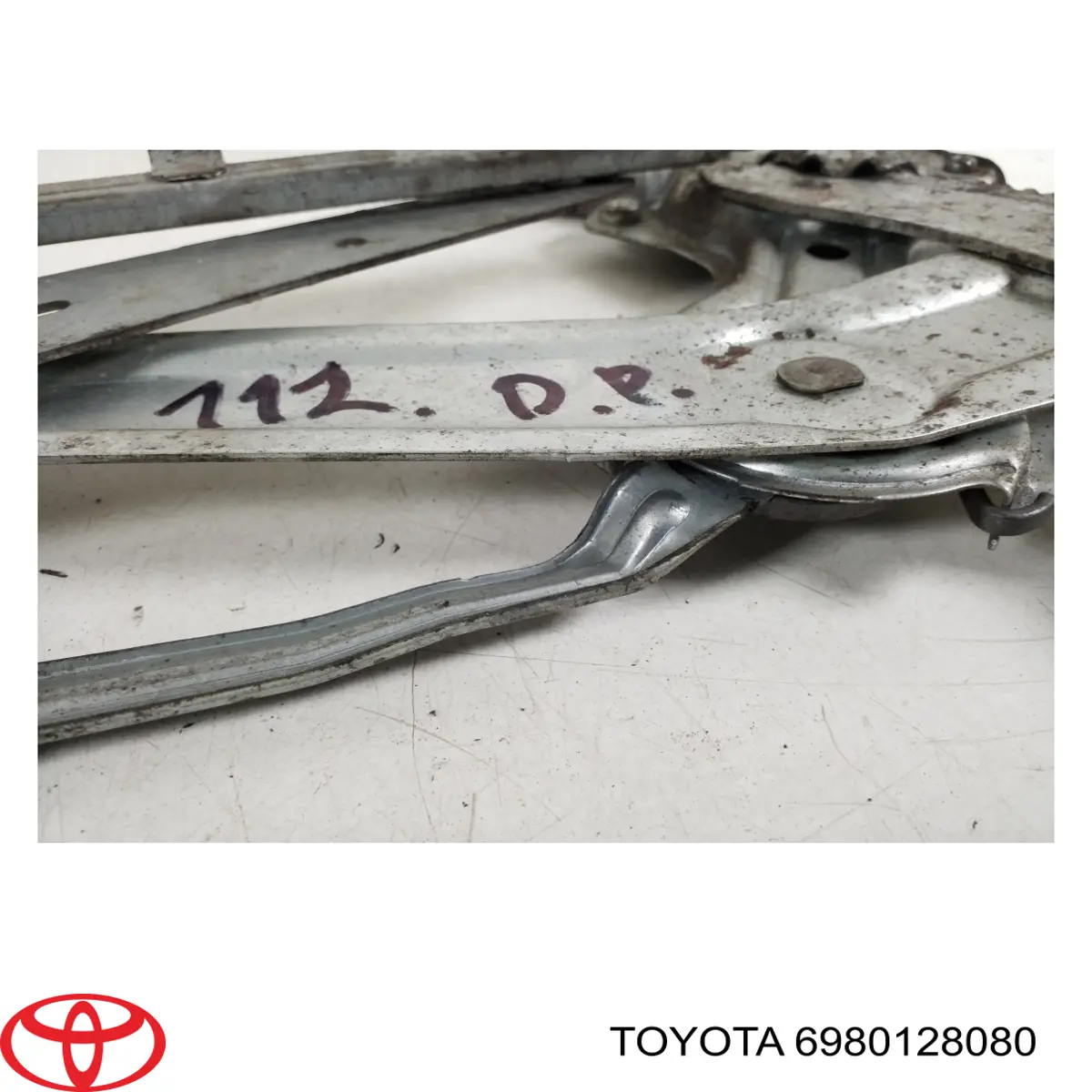  6980128080 Toyota