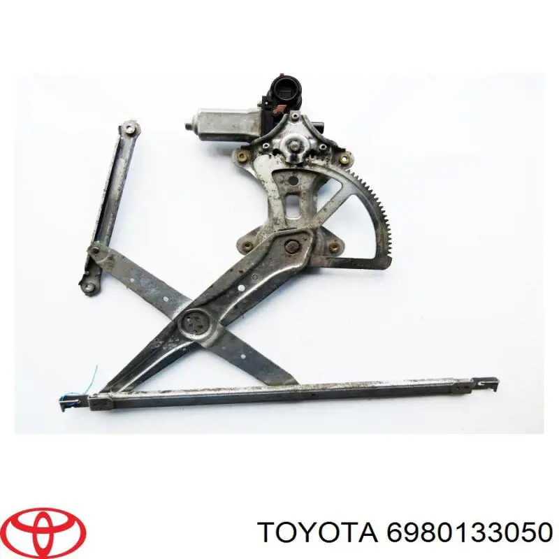 Механизм стеклоподъемника двери передней правой на Toyota Camry V30