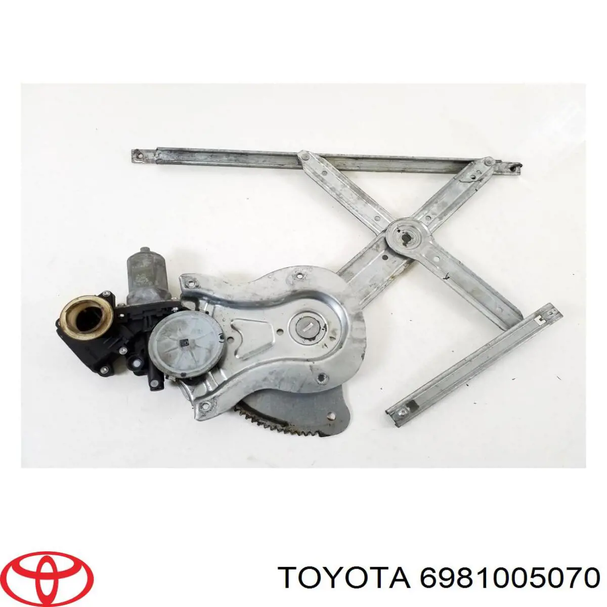 Стеклоподъемник передней правой двери Toyota 6981005070 цена, от 16.42 USD
