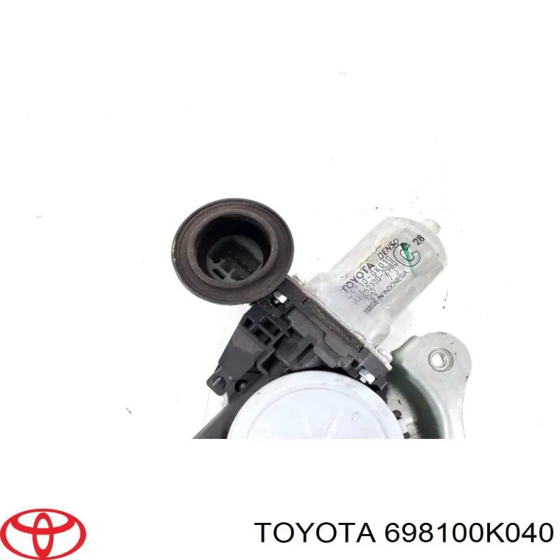 Стеклоподъемник передней правой двери 698100K040 Toyota