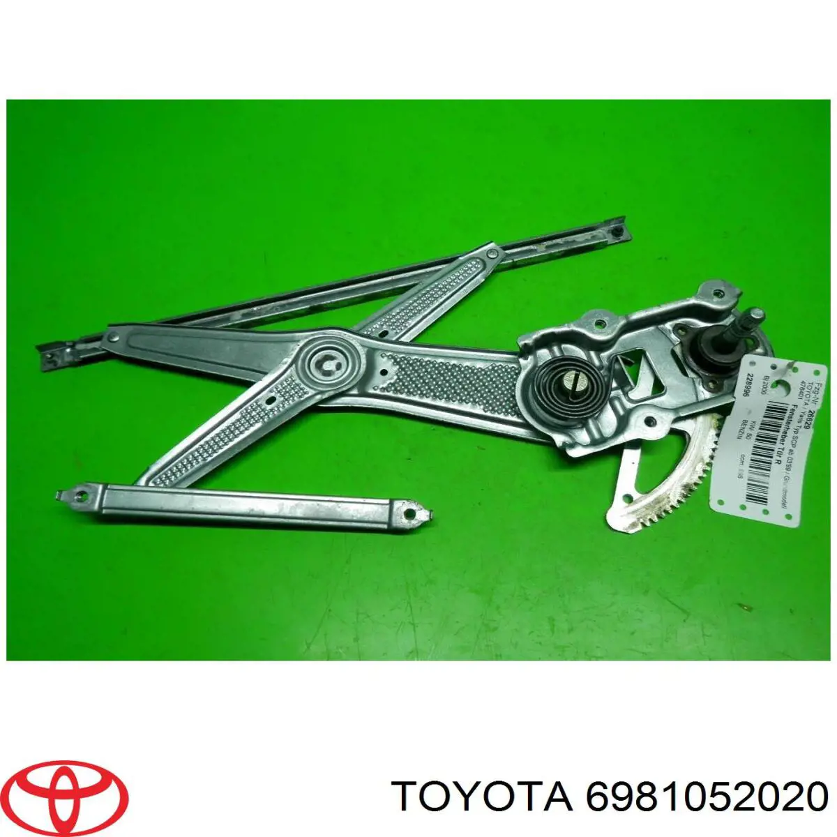 Стеклоподъемник передней правой двери Toyota 6981052020 цена, от 125.38 USD