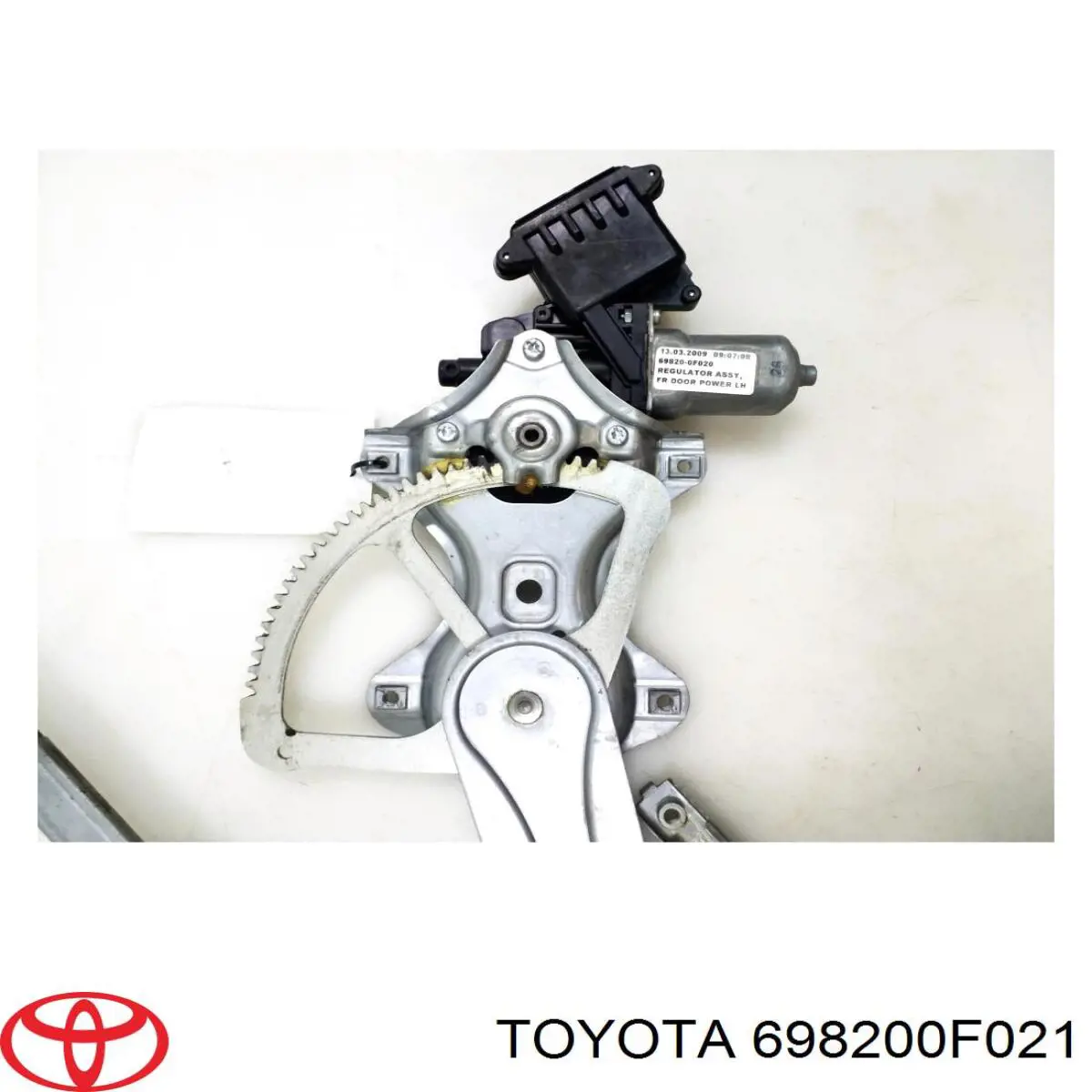 Стеклоподъемник передней левой двери 698200F021 Toyota