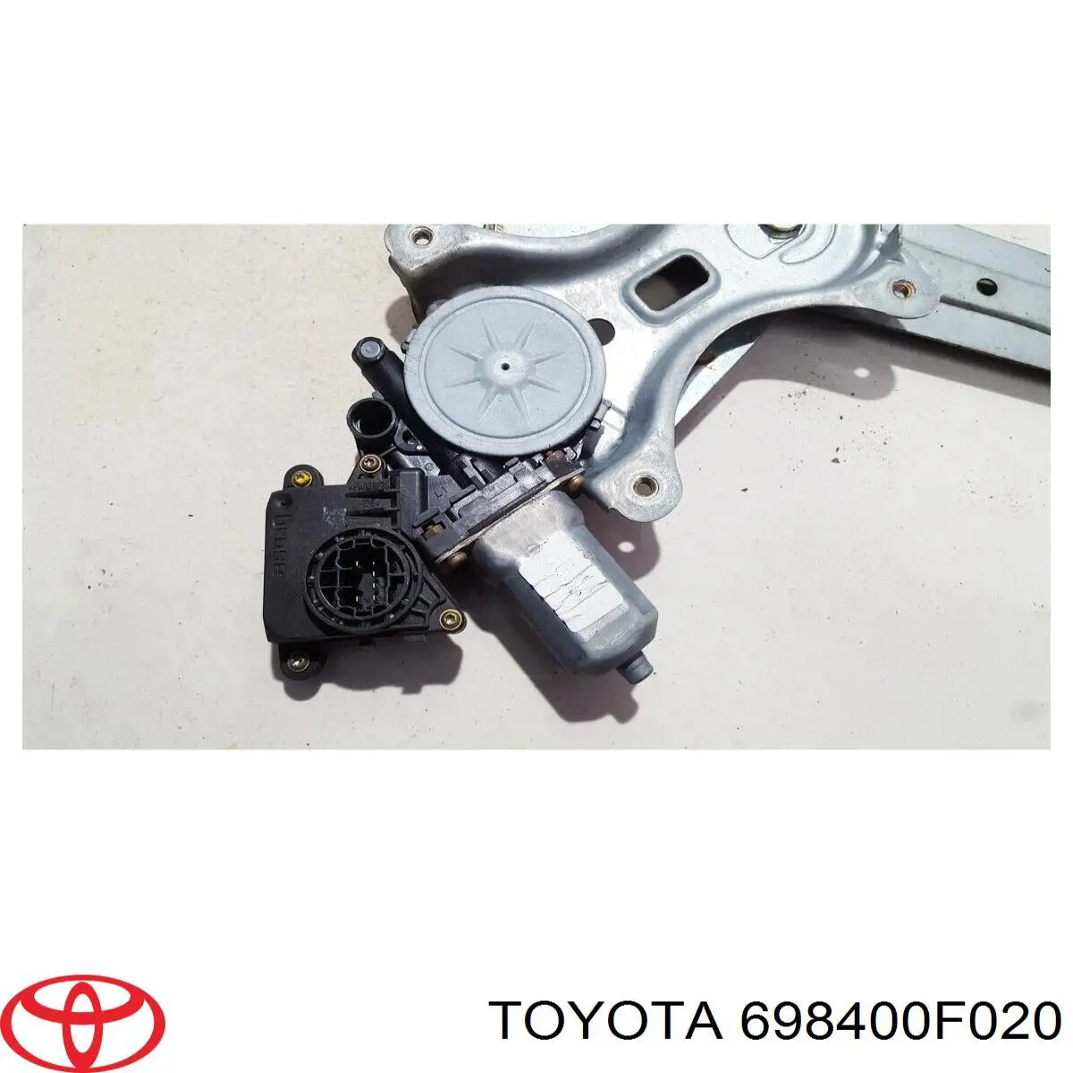 Купить 698400F020 Toyota Механизм стеклоподъемника двери задней левой