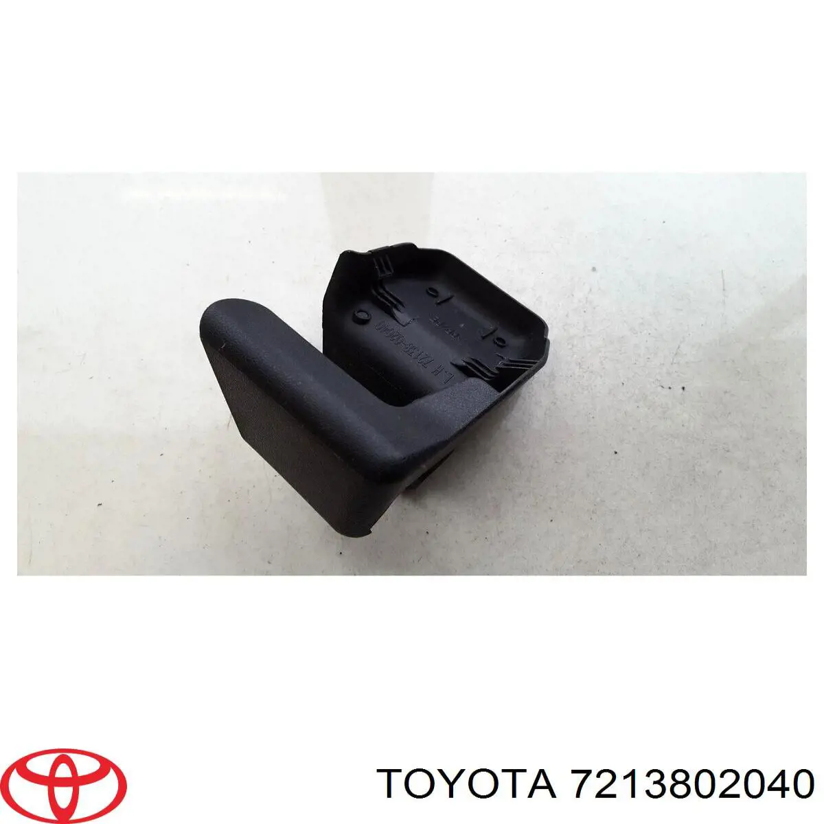 7213802040 Toyota 