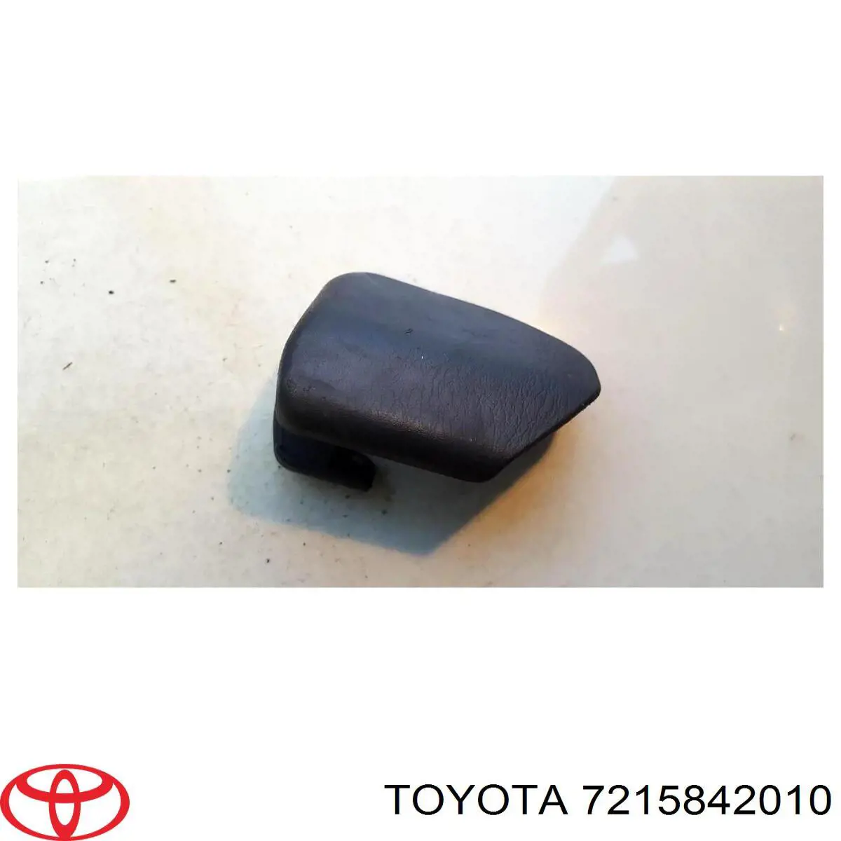  7215842010 Toyota