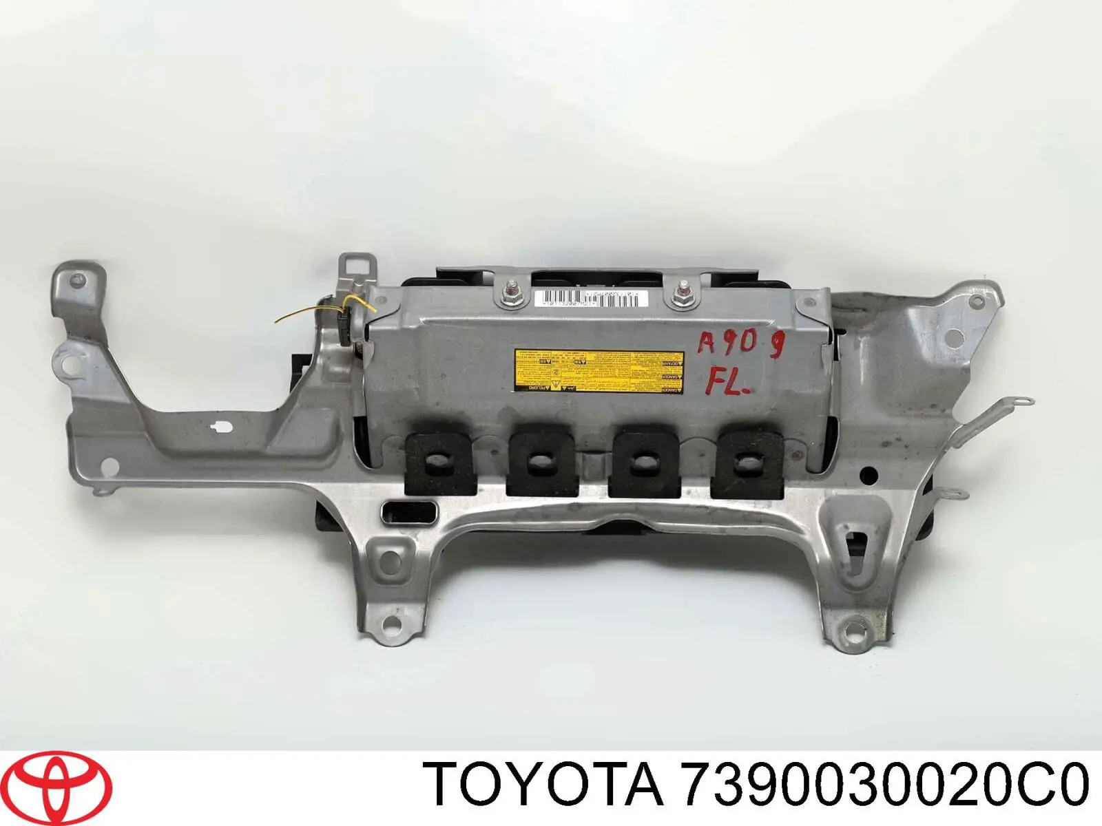 Купить 7390030020C0 Toyota Подушка безопасности защиты коленей