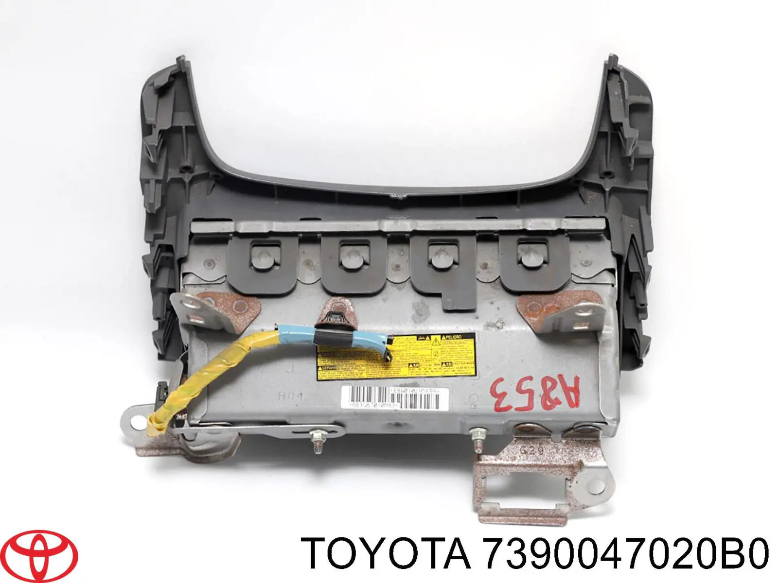 Эйрбэг защиты коленей нижняя Toyota 7390047020B0 цена, от 62.08 USD