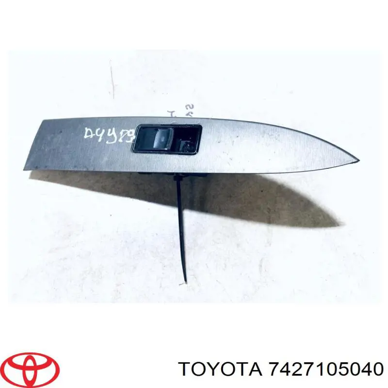  7427105040 Toyota