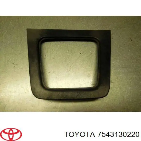 7543130220 Toyota 