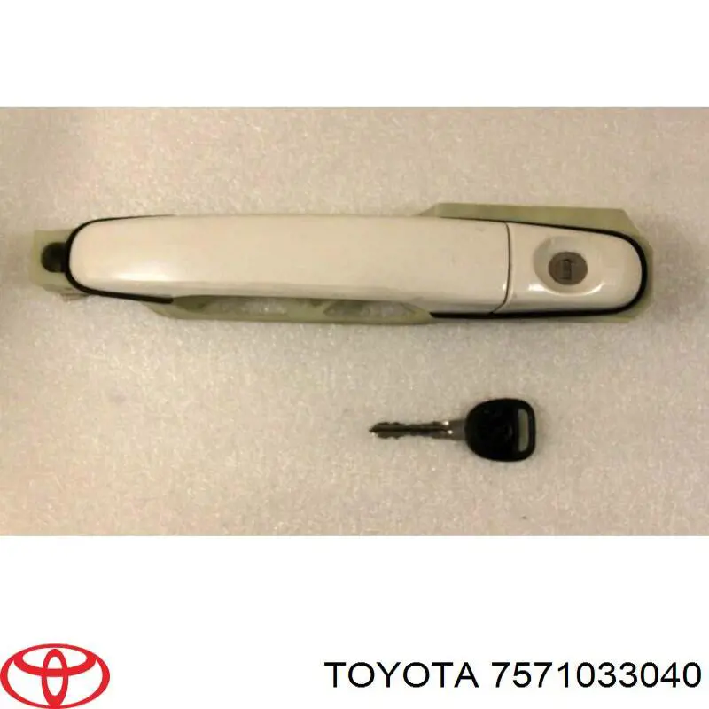 Молдинг опускного стекла двери передней правой Toyota 7571033040 цена, от 20.27 USD