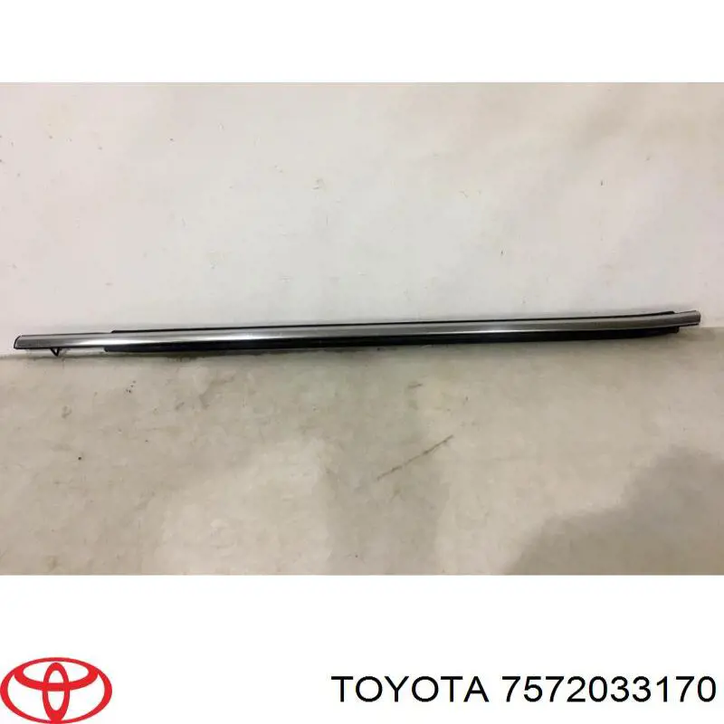 Купить 7572033170 Toyota Молдинги дверей, комплект