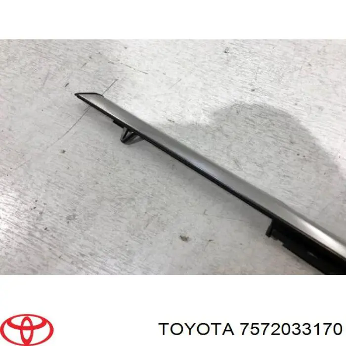 Молдинги дверей, комплект Toyota 7572033170
