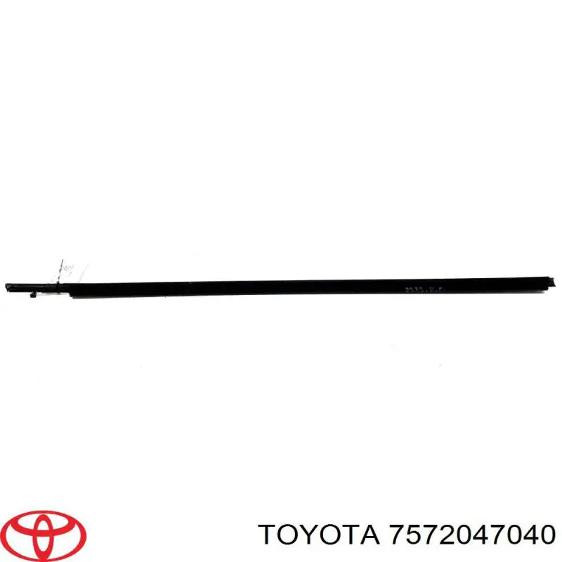 7572047040 Toyota 