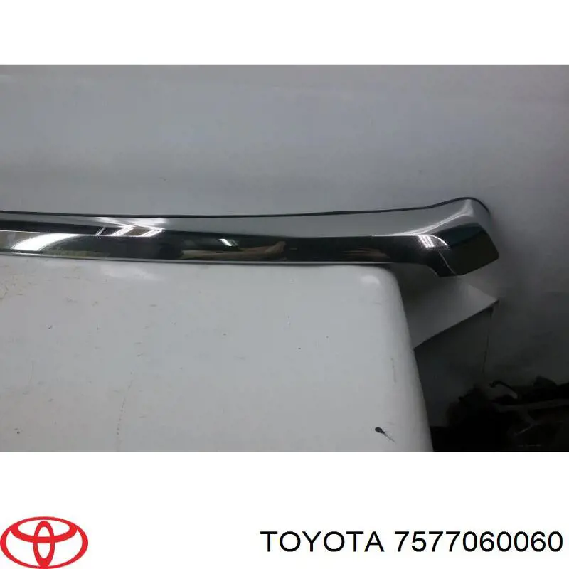 Купить 7577060060 Toyota Планка капота