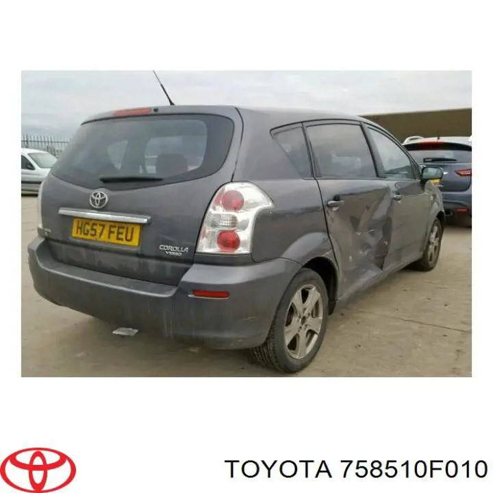 758510F010 Toyota Накладка наружняя (молдинг) порога, правый